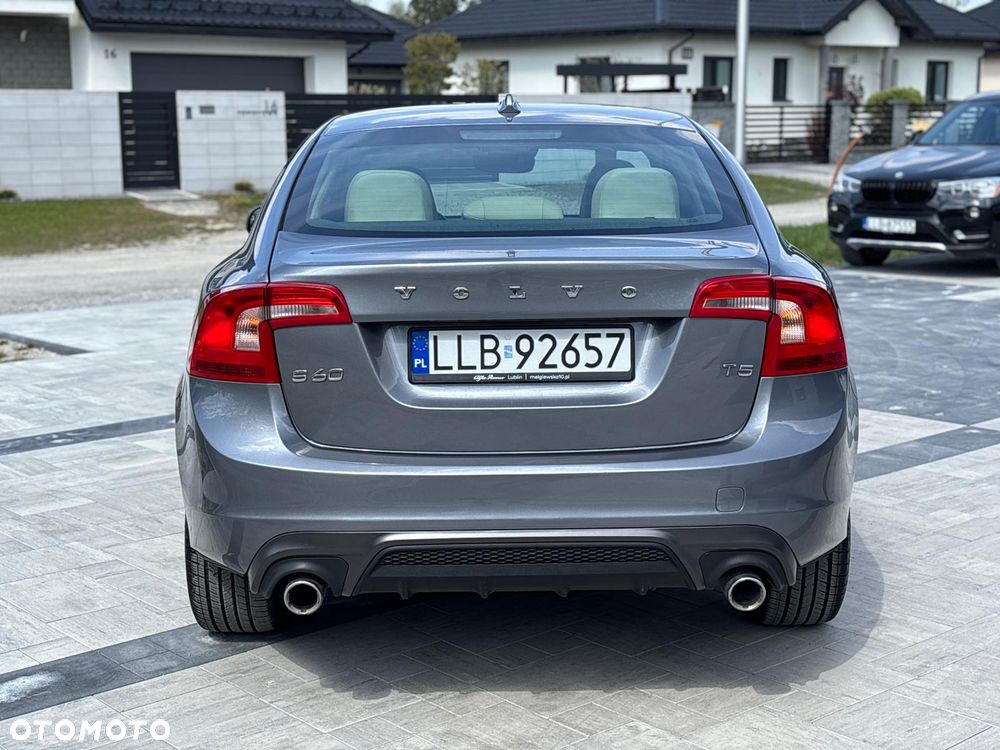 Volvo S60 - 8