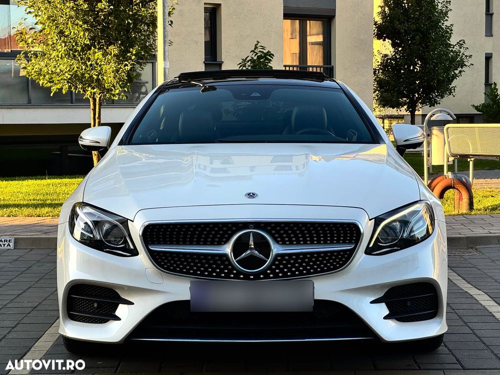 Mercedes-Benz E 200 4Matic Coupe 9G-TRONIC AMG Line - 3