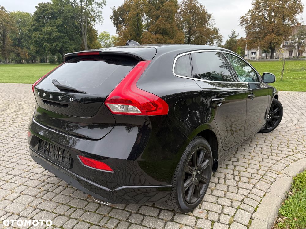 Volvo V40 D3 Inscription - 20