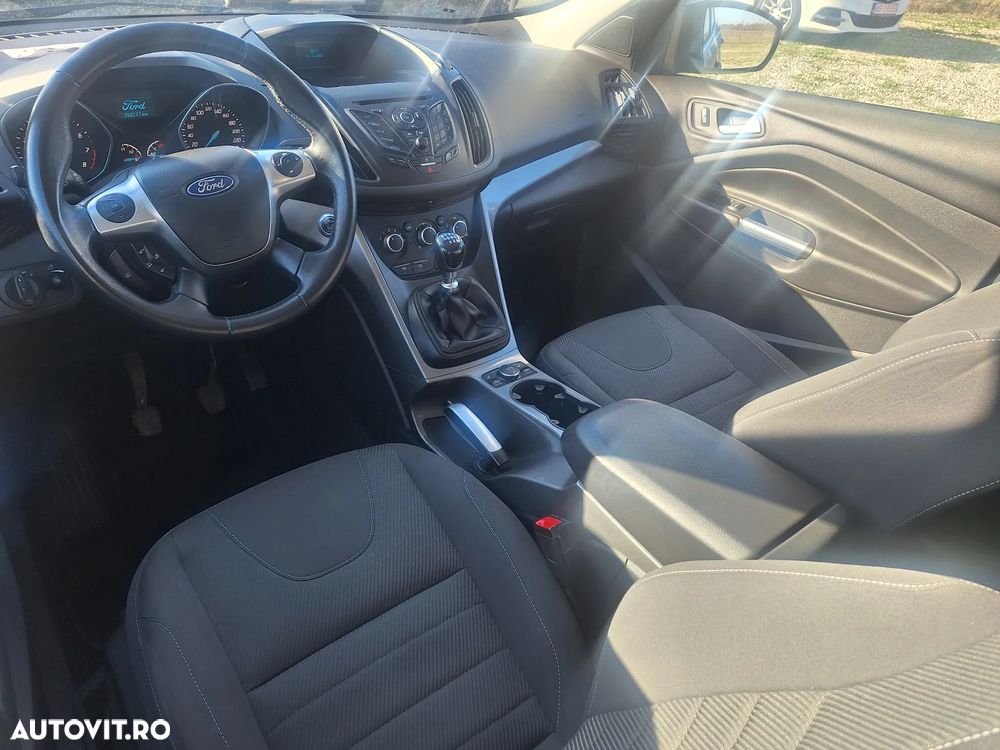 Ford Kuga 1.5 EcoBoost 2x4 SYNC - 6