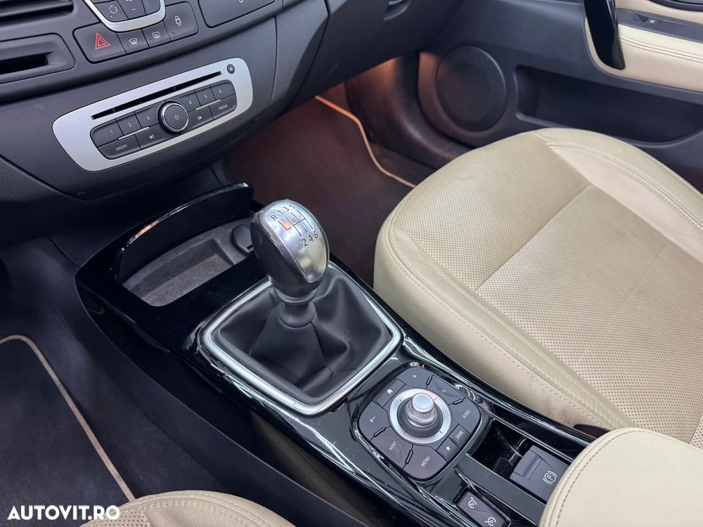 Renault Laguna ENERGY dCi 175 FAP Start & Stop Initiale - 21