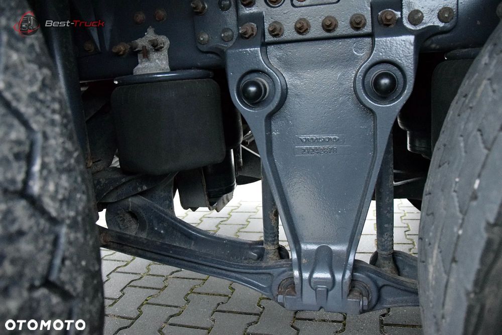 Volvo FH 540 / 6X2 / CAŁY NA PODUSZKACH /  OŚ SKRĘTNA PODNOSZONA  / HDS HIAB K177 PRO / ROTATOR / SKRZYNIA 6,7 M  / - 17