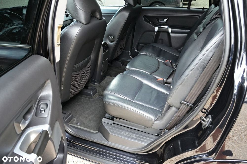 Volvo XC 90 - 30