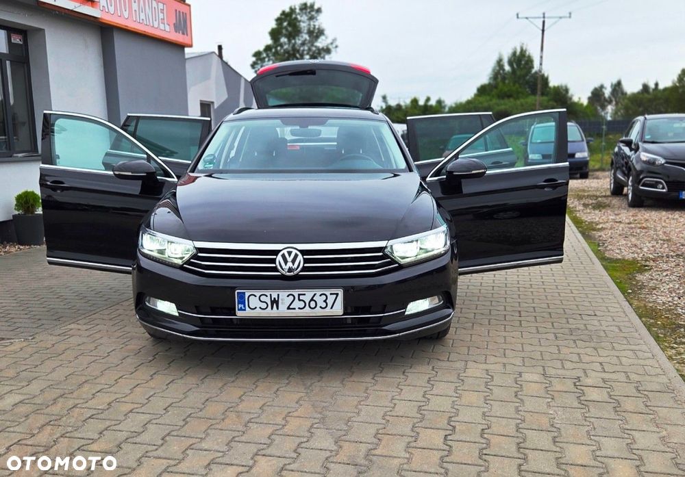 Volkswagen Passat - 25
