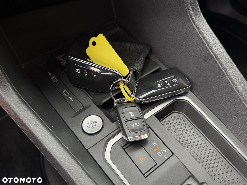 Ford Tourneo Connect Grand - 15