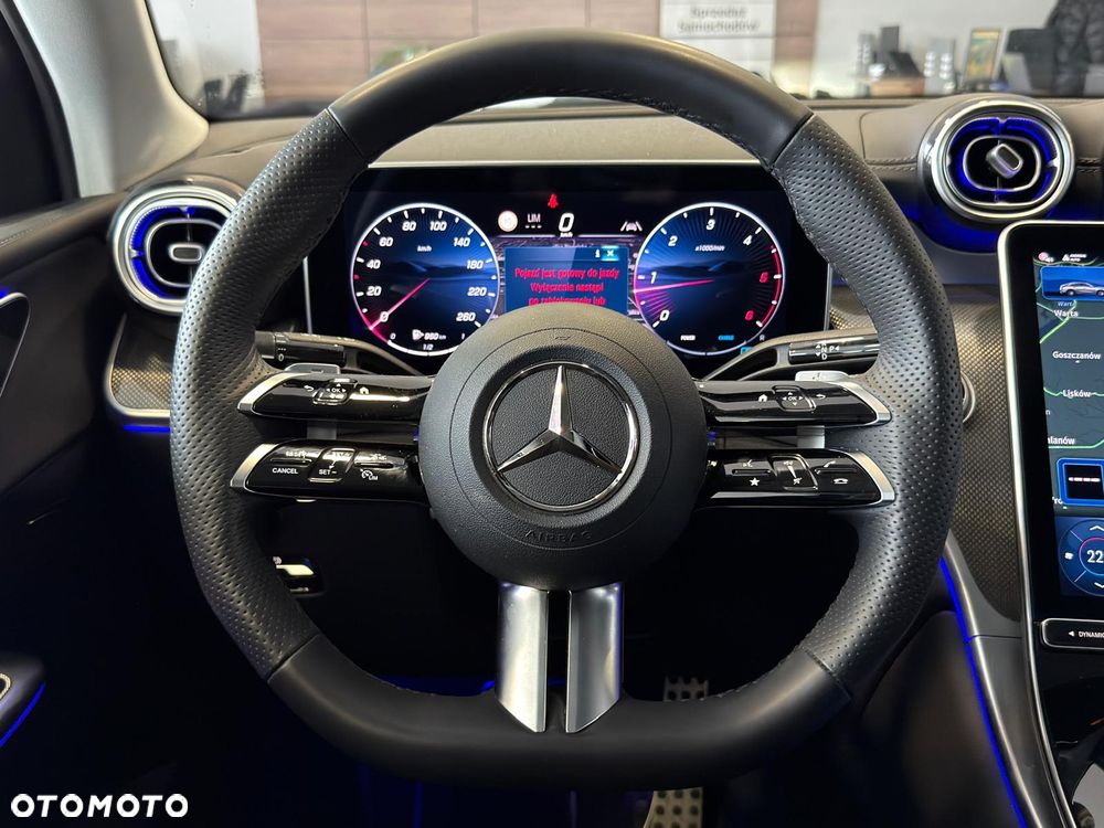 Mercedes-Benz GLC - 13