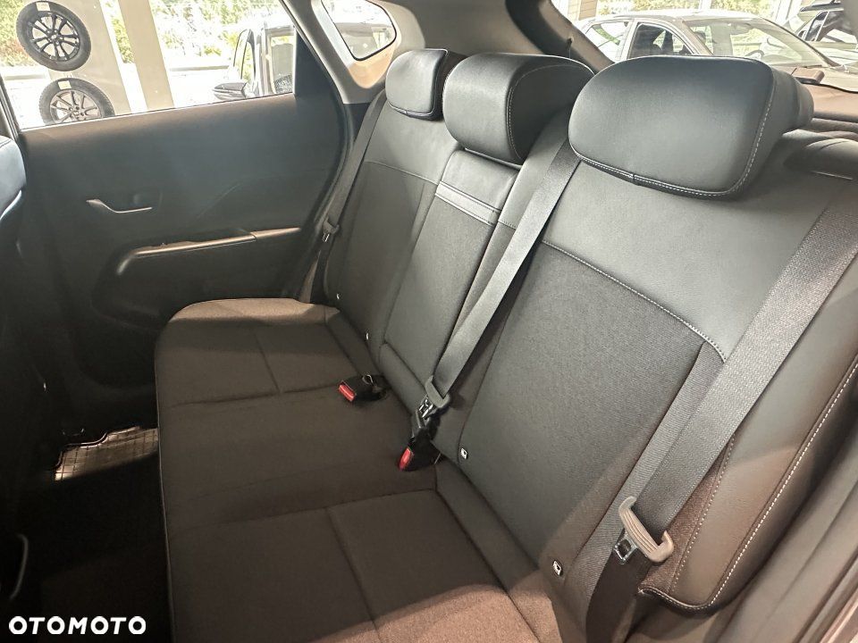Hyundai Kona - 12