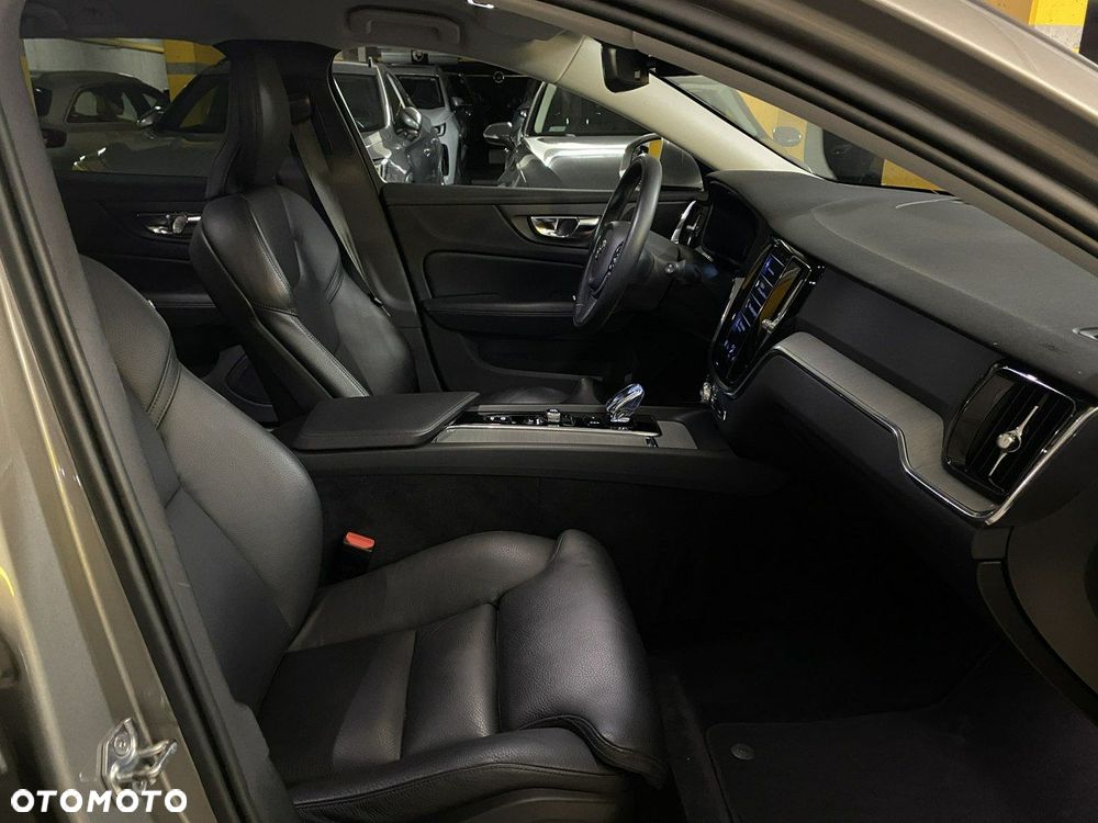 Volvo V60 - 14