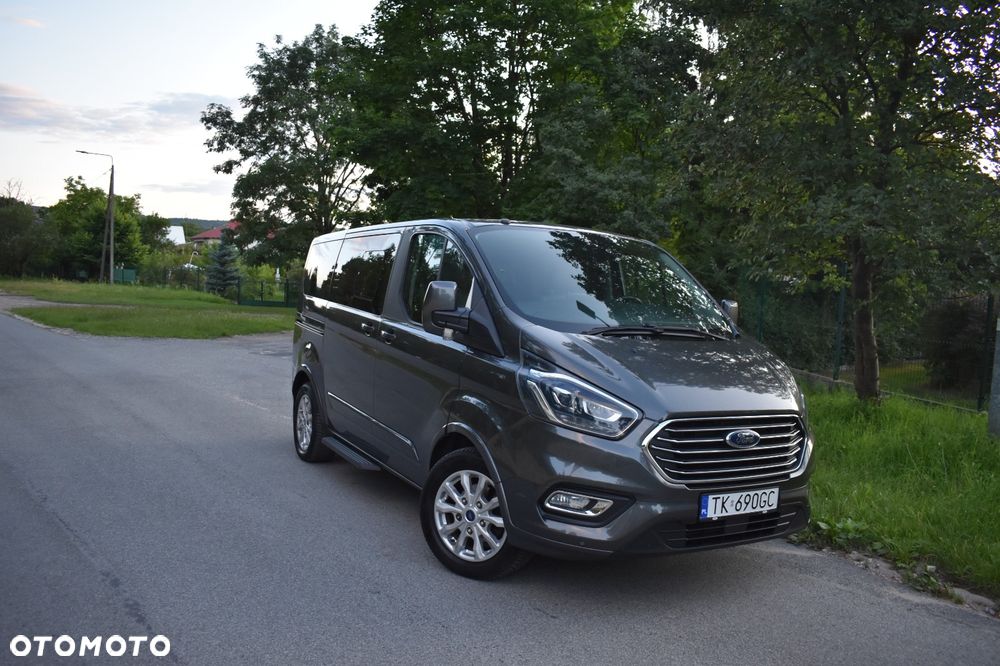 Ford Tourneo Custom 2.0 EcoBlue L1 Titanium - 1