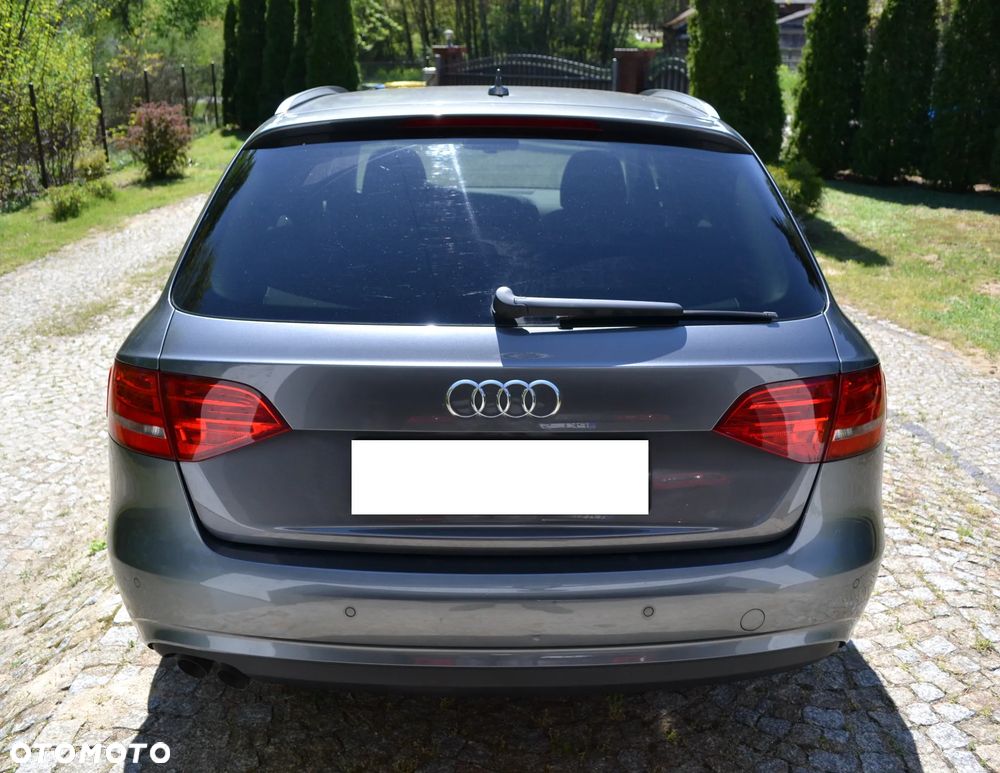 Audi A4 Avant - 6