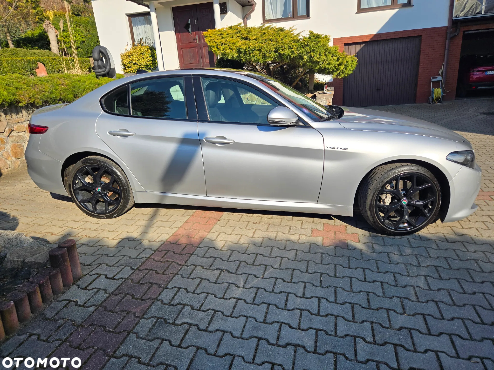 Alfa Romeo Giulia 2.0 Turbo 16V AT8-Q4 Veloce - 21