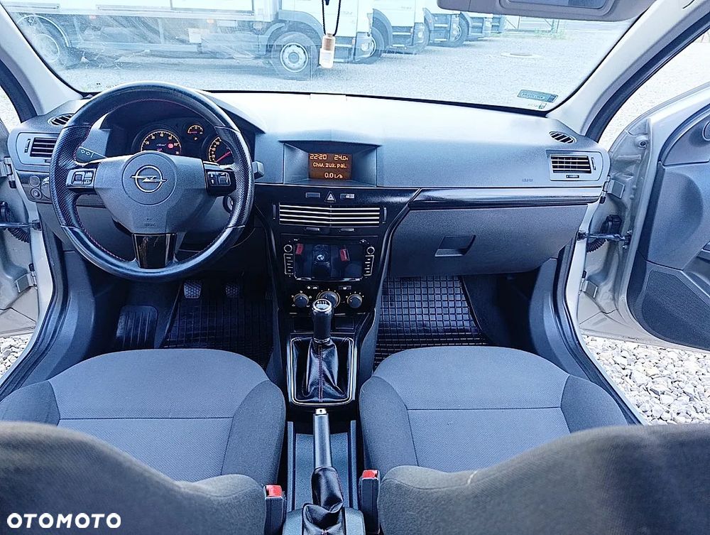 Opel Astra 1.4 Cosmo - 21