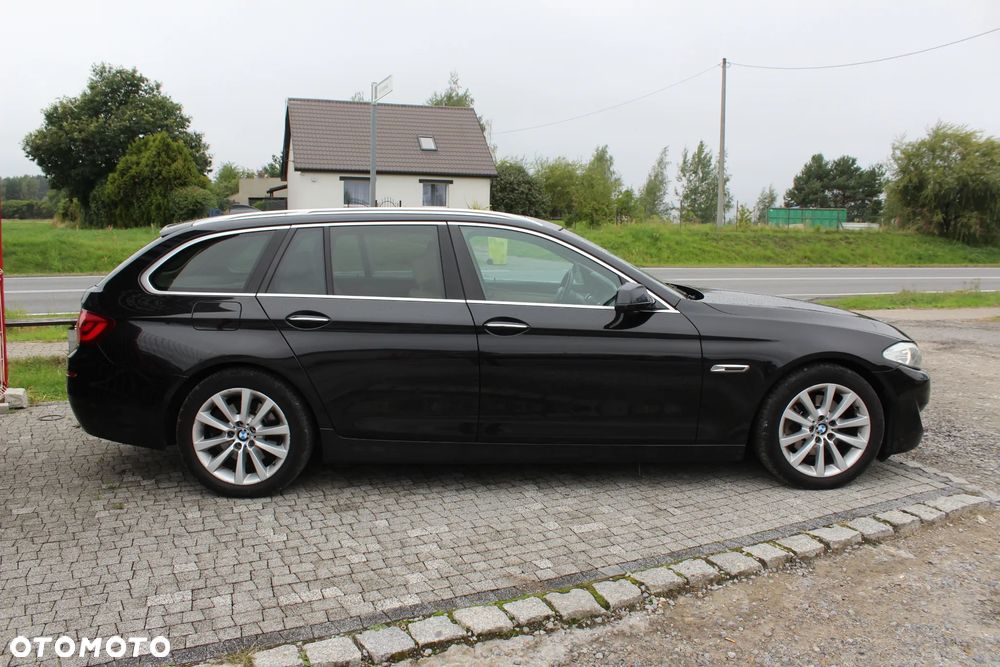 BMW Seria 5 520d Luxury Line - 9