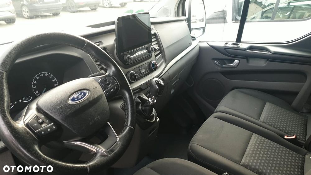 Ford Transit Custom - 8
