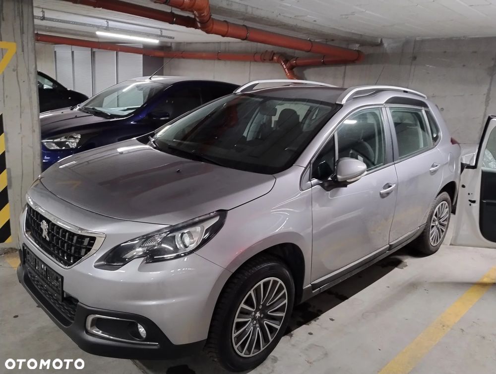 Peugeot 2008 ver-1-2-pure-tech-gpf-active-s-s - 1