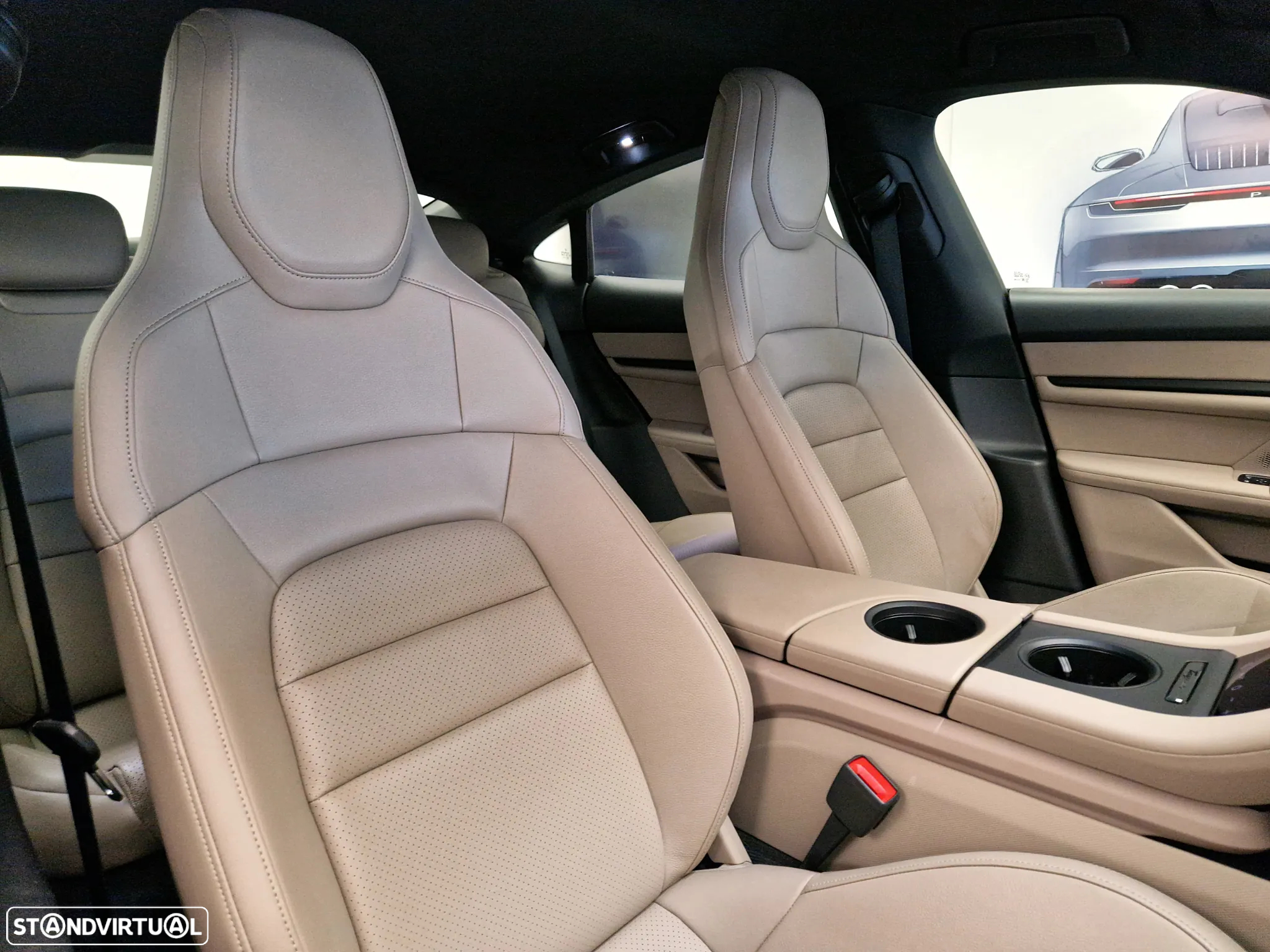 Porsche Taycan Standard - 24