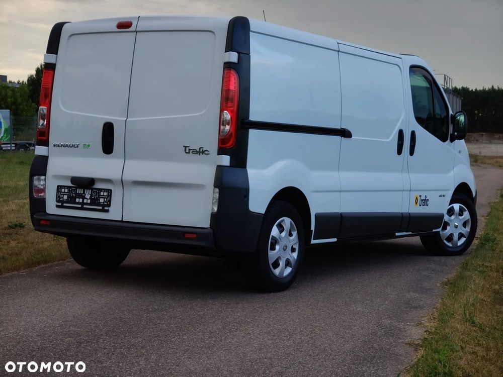 Renault Trafic - 17
