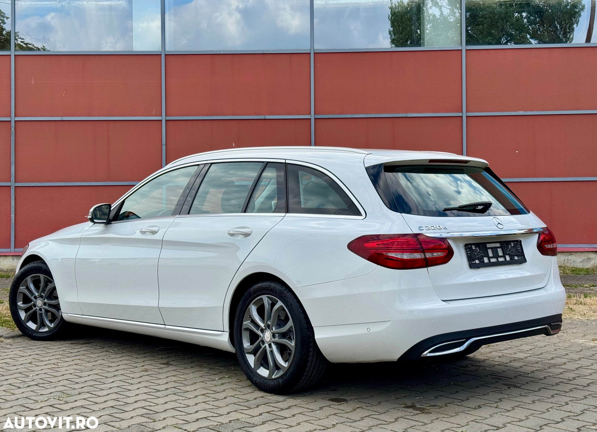 Mercedes-Benz C 220 (BlueTEC) d T 7G-TRONIC Avantgarde - 29