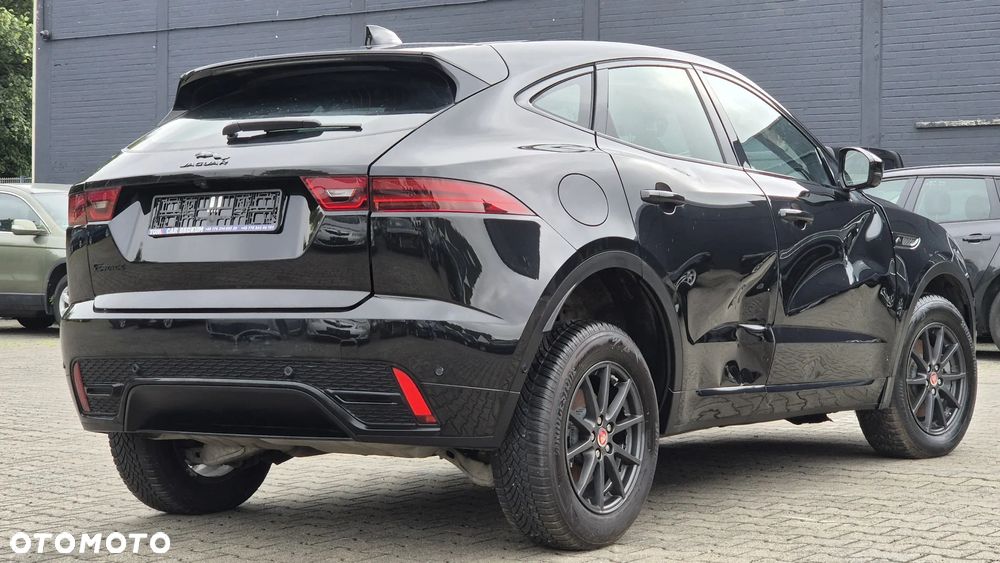 Jaguar E-Pace - 8