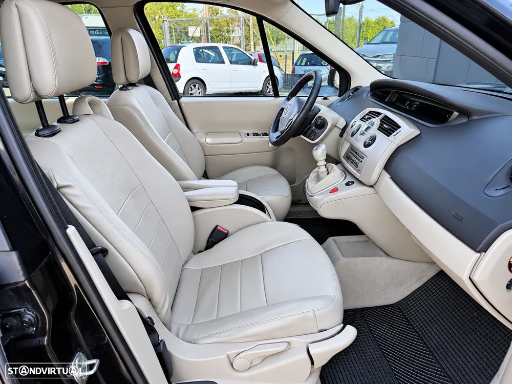 Renault Grand Scénic 1.5 dCi Pack Clim 7L. - 8