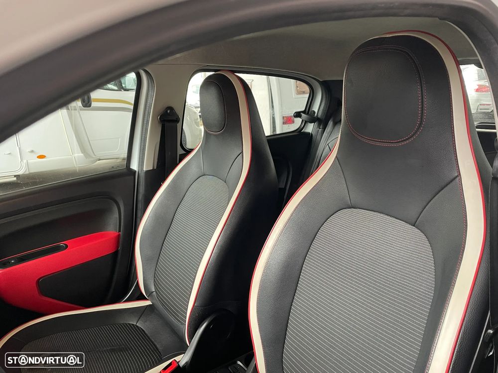 Renault Twingo ENERGY TCe 90 Intens - 19