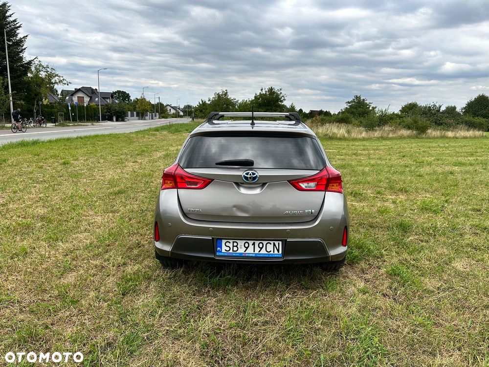 Toyota Auris 1.8 HSD Luna - 8