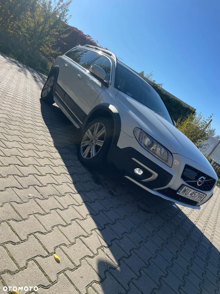 Volvo XC 70 - 1