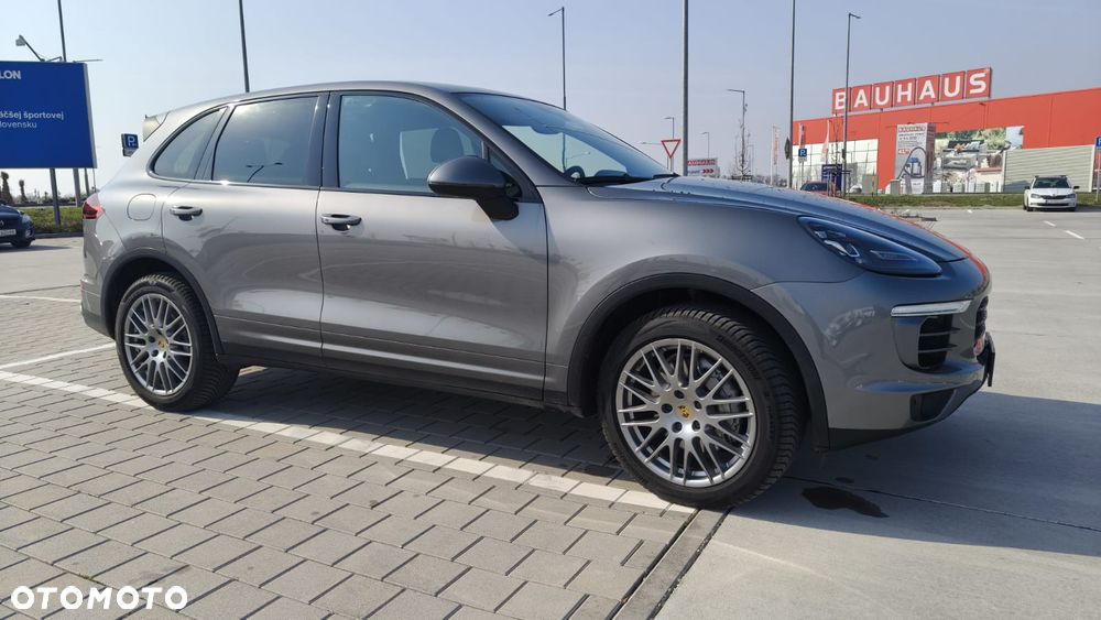 Porsche Cayenne S - 31