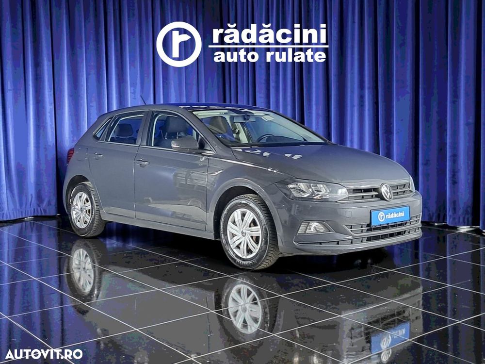 VOLKSWAGEN Polo