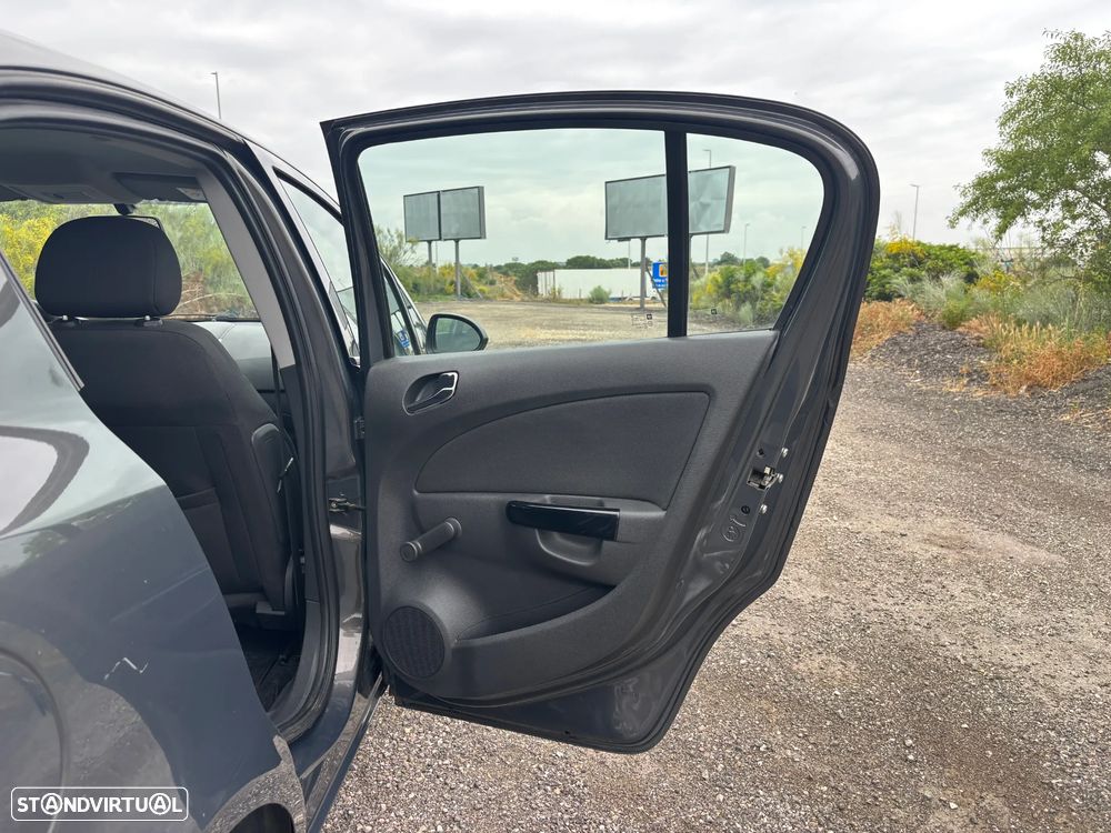 Opel Corsa 1.3 CDTi Enjoy - 23