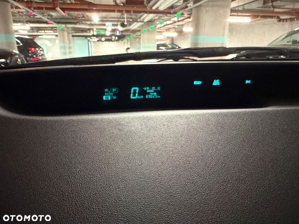 Toyota Prius 1.5 VVT-i Sol (nav) - 23