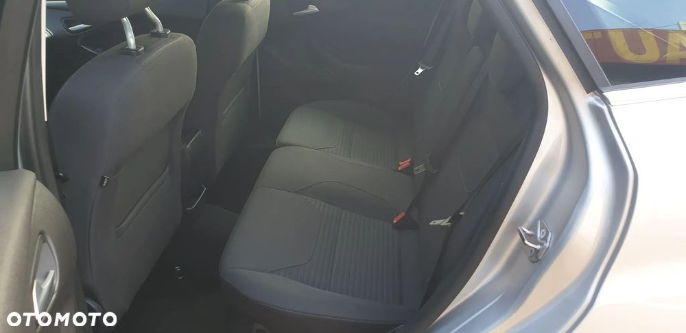 Ford Focus - 10