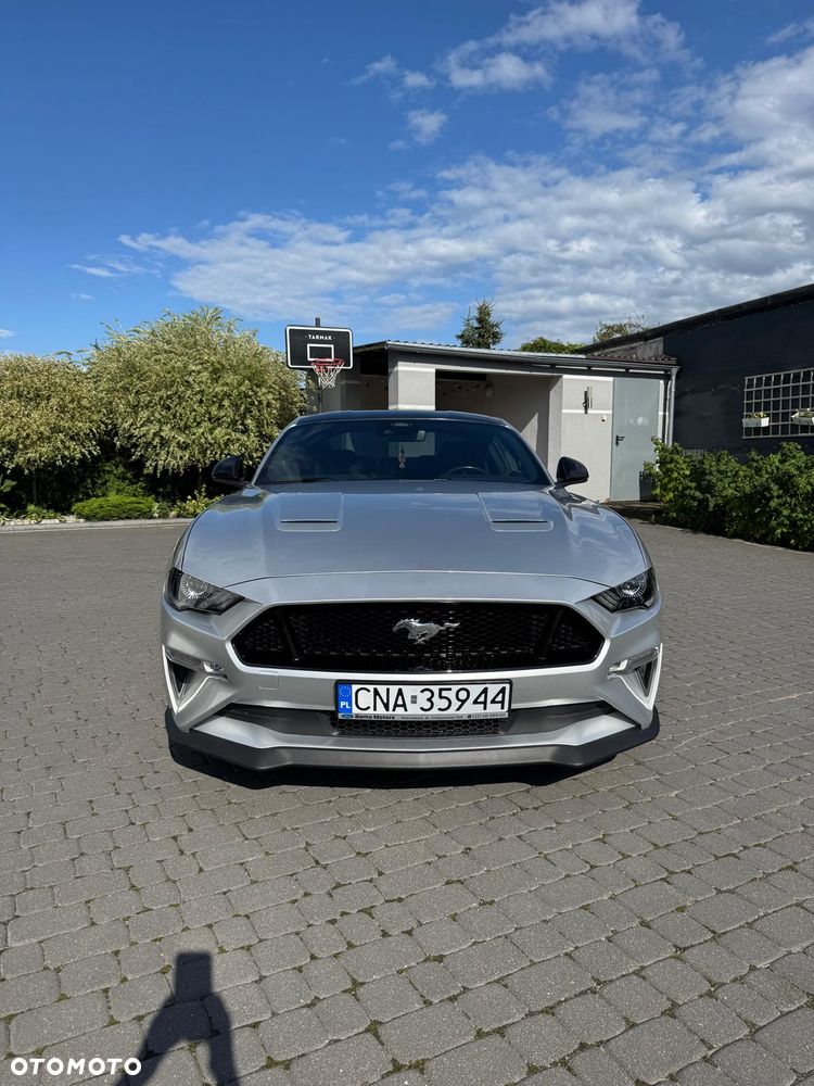 Ford Mustang - 3