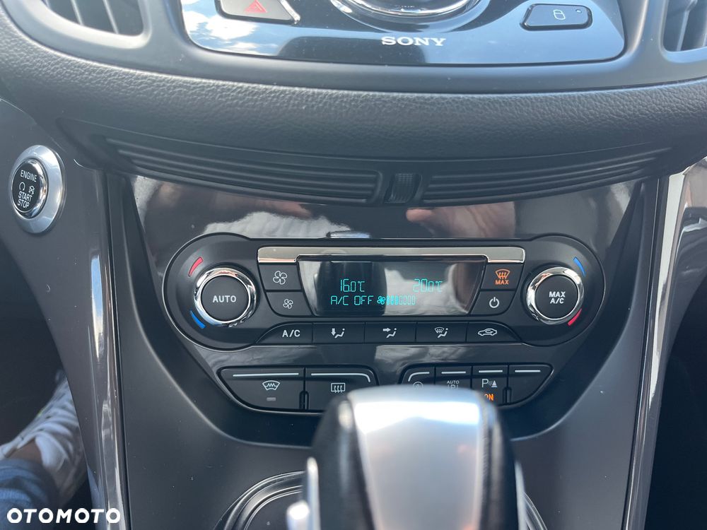 Ford Kuga 2.0 TDCi 4x4 ST-Line - 26