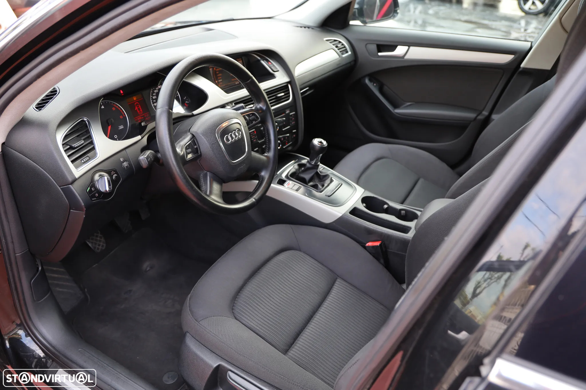 Audi A4 2.0 TDI exclusive - 3
