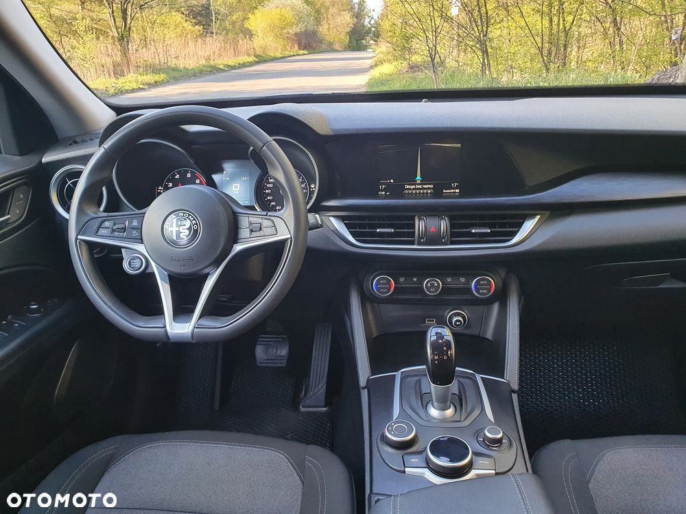 Alfa Romeo Stelvio 2.0 Turbo Q4 - 18