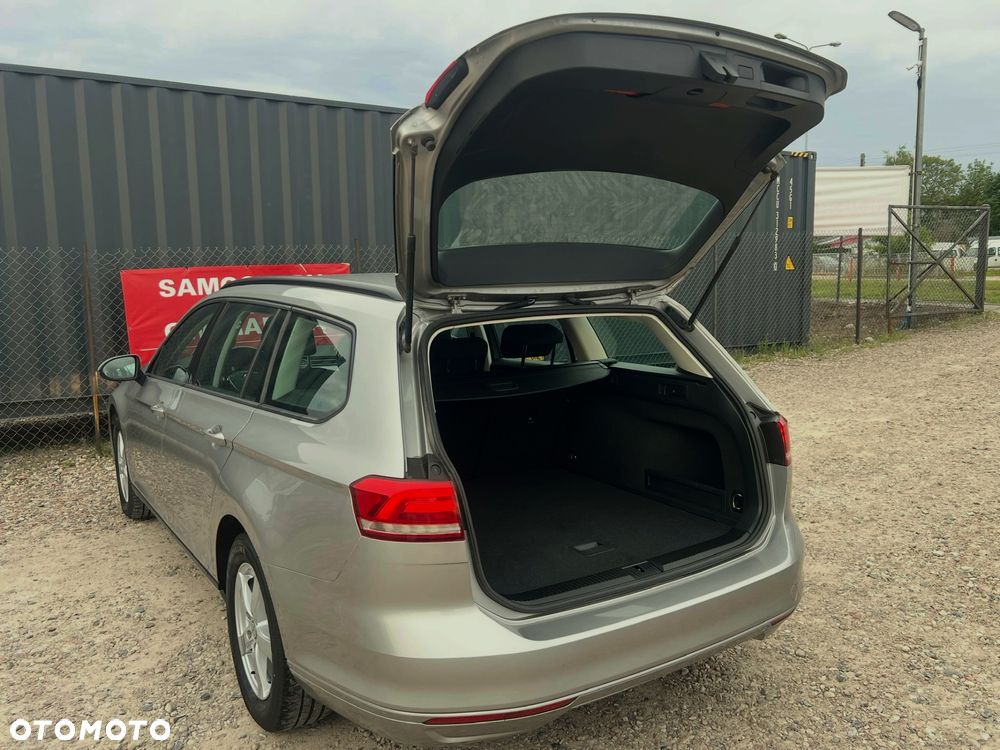 Volkswagen Passat Variant - 16