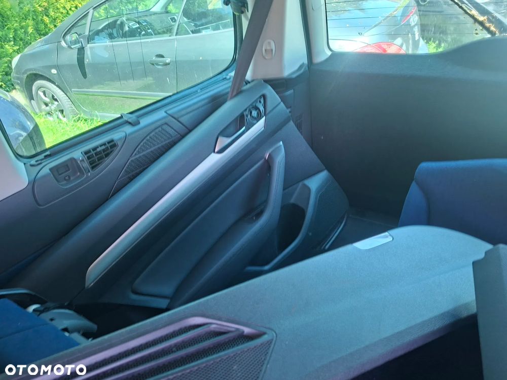 TAPICERKI BOCZEK DRZWI VW PASSAT B8 LED SKÓRA poznan - 4
