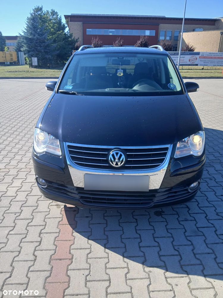 Volkswagen Touran 1.9 TDI Highline - 3