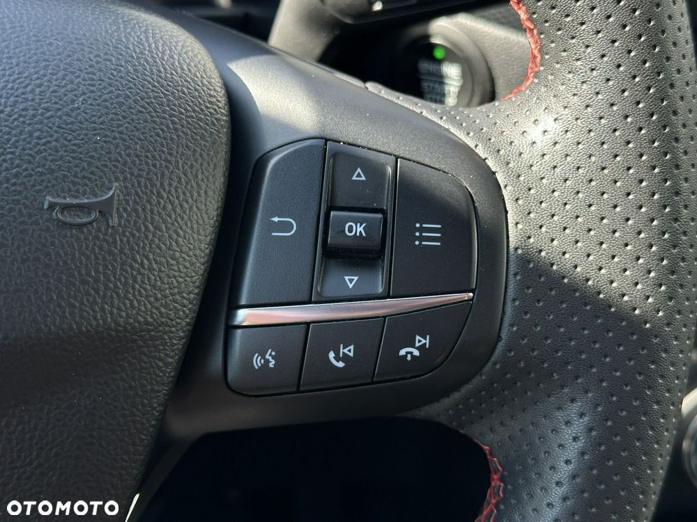 Ford Kuga 2.5 Duratec PHEV ST-LINE X - 25