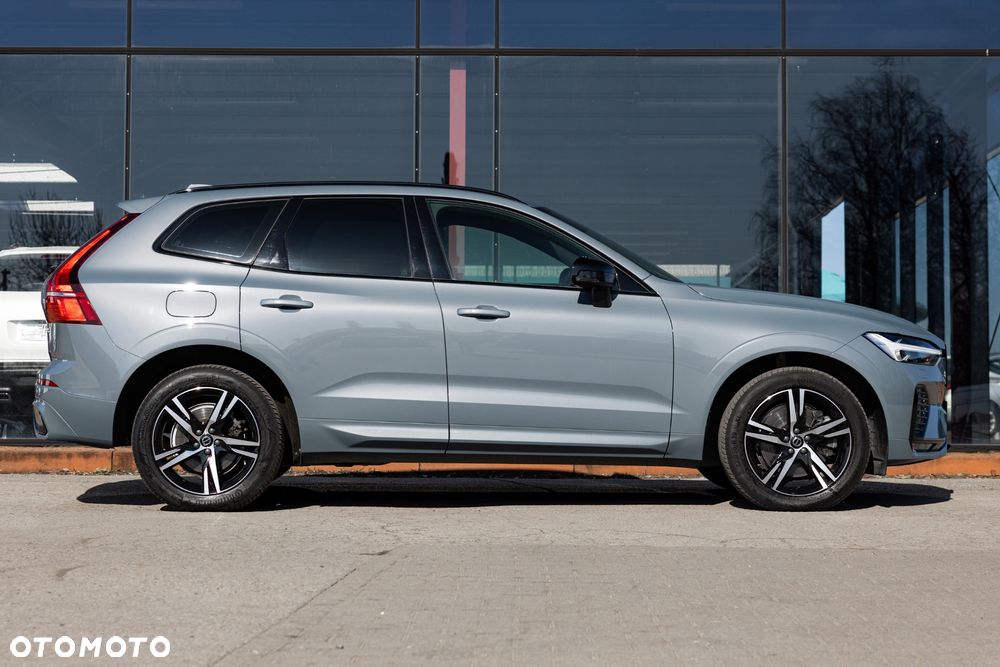 Volvo XC 60 B4 D Ultimate Dark - 14