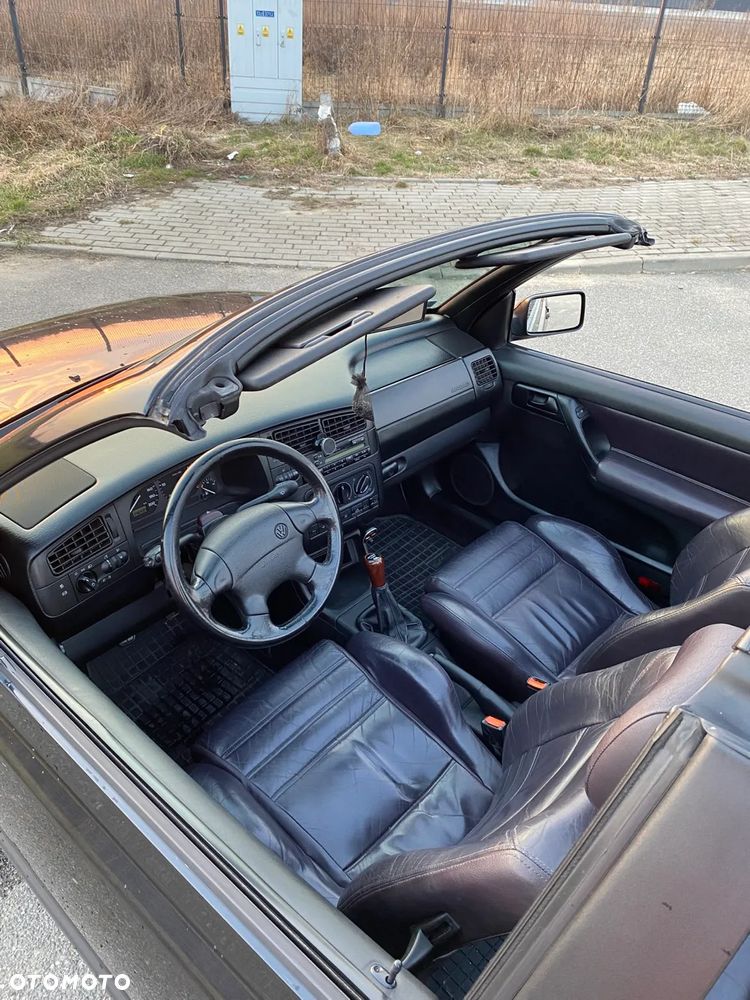 Volkswagen Golf - 29