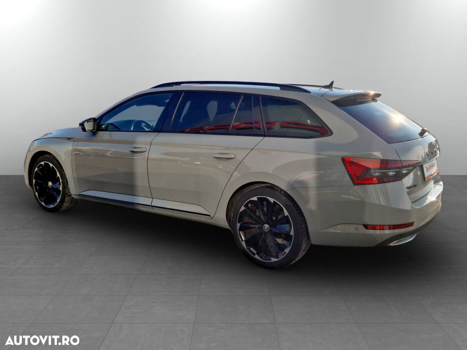 Skoda Superb 2.0 TDI DSG Sportline - 3