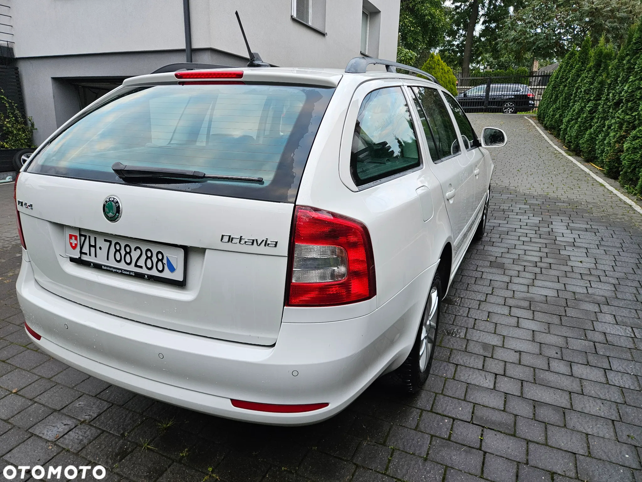 Skoda Octavia 1.6 TDI 4x4 Elegance - 4