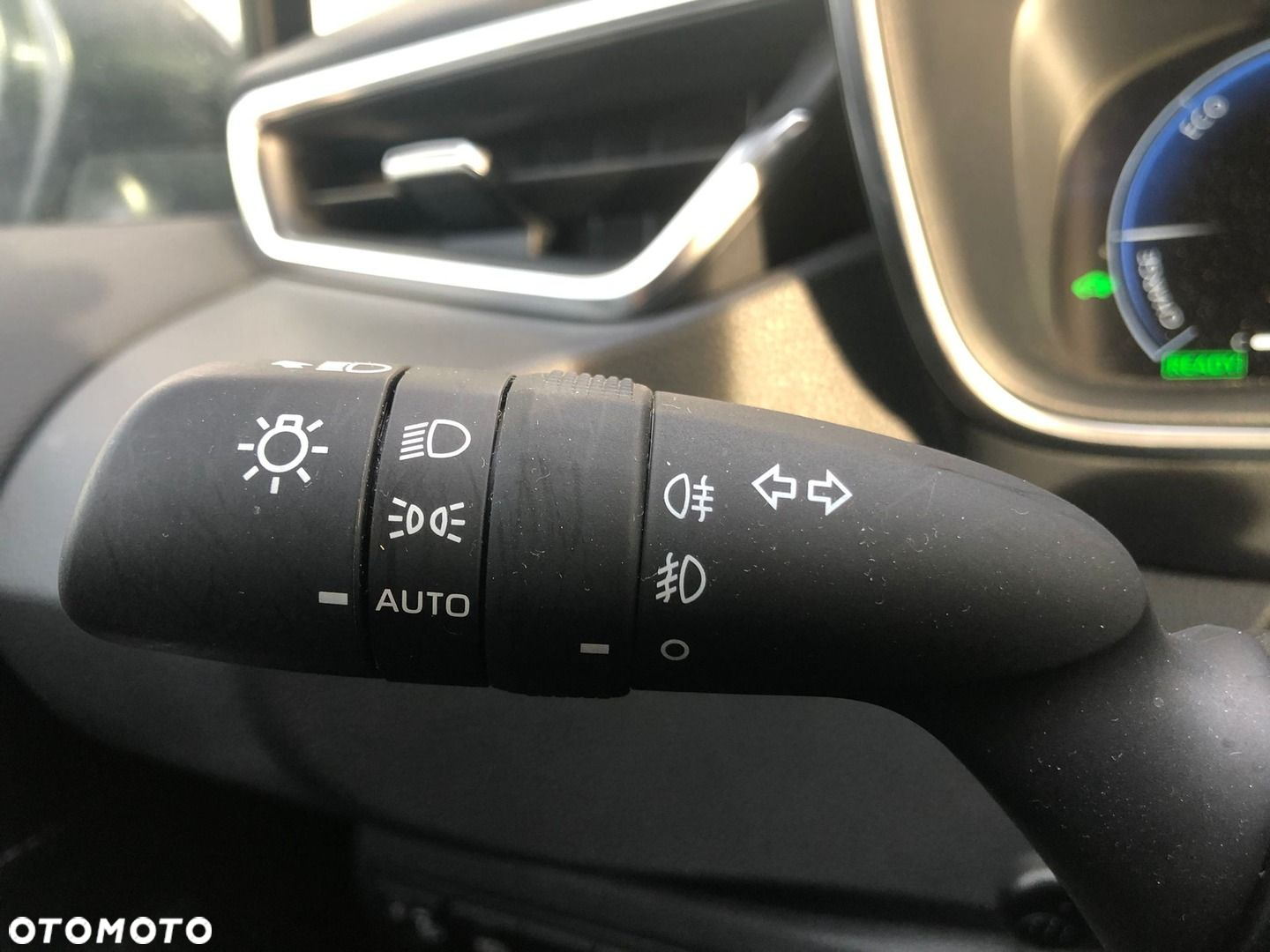 Toyota Corolla - 25