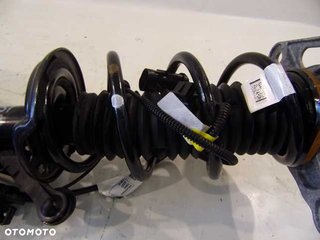 JEEP COMPASS II 2.0 MTJ 17- ZAWIESZENIE MCPHERSON PRAWY TYŁ 53390713 53415628 - 5