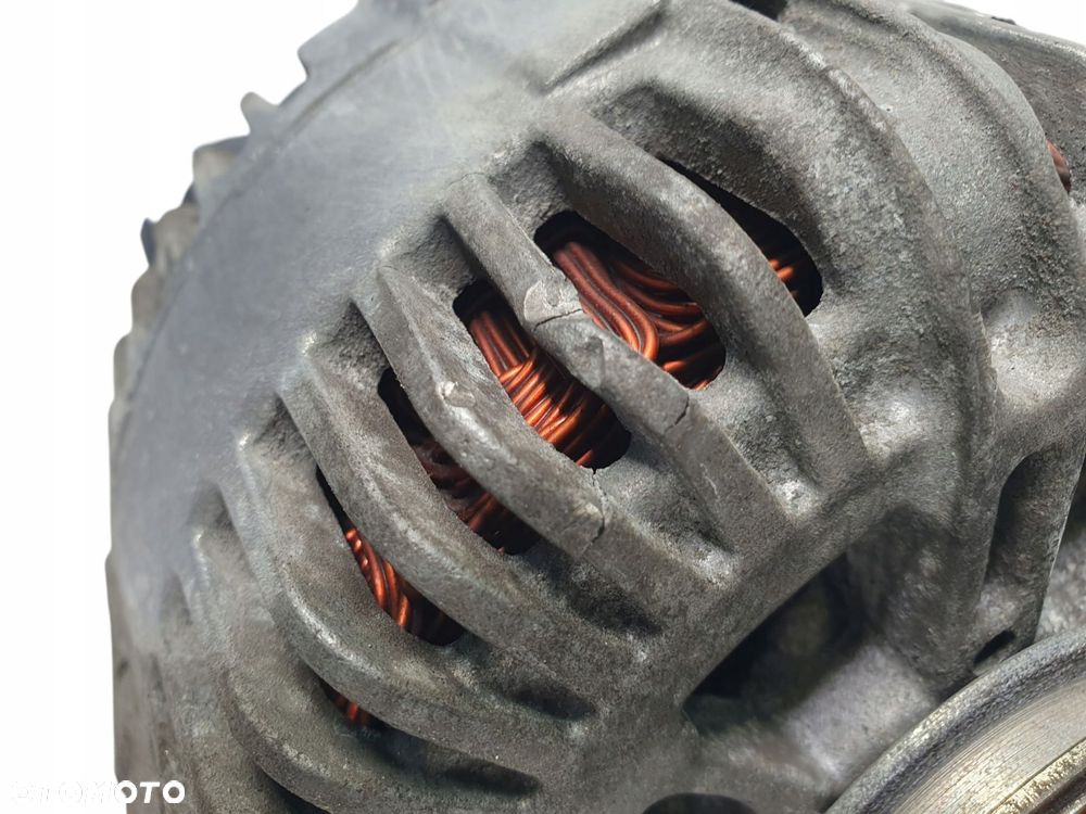 ALTERNATOR VW Touran Skoda Octavia II 2.0 TDI Valeo 021903026L TG17C019 - 9