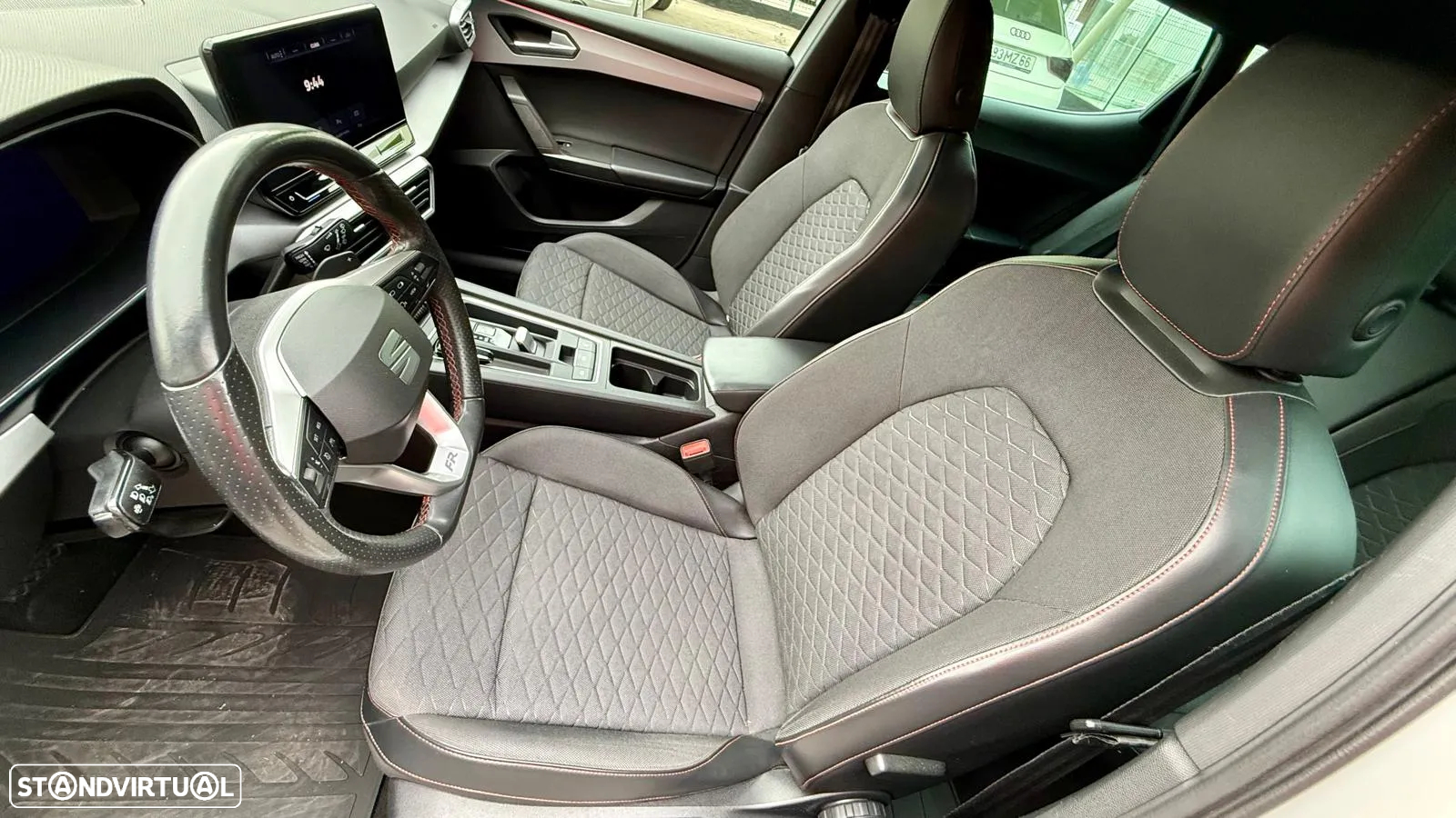 SEAT Leon 2.0 TDI DPF S&S DSG FR - 11
