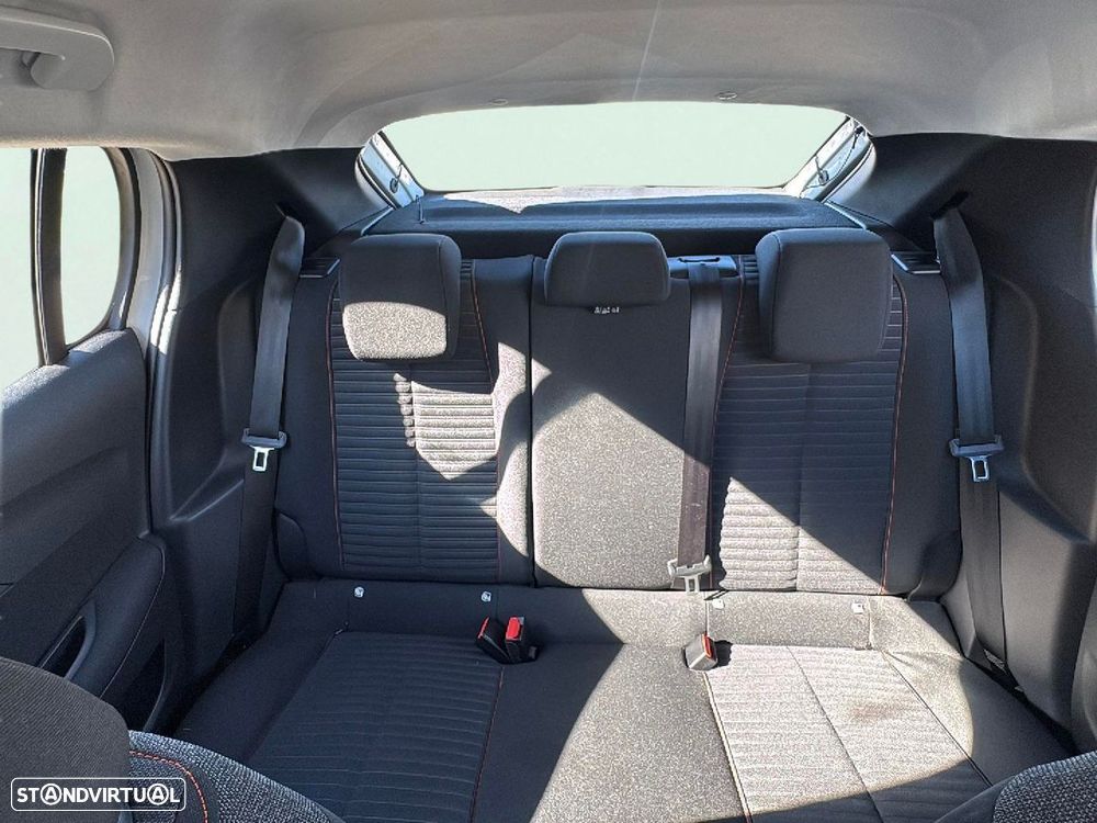 Peugeot 208 1.2 PureTech SE Style - 17