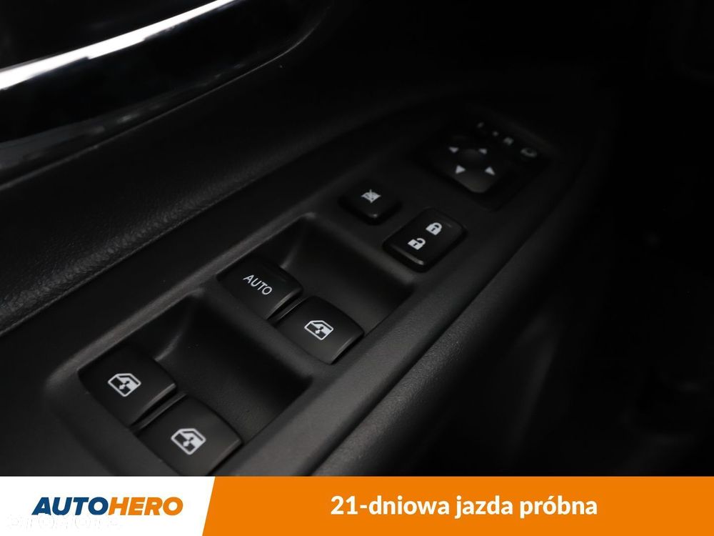 Mitsubishi Outlander - 30